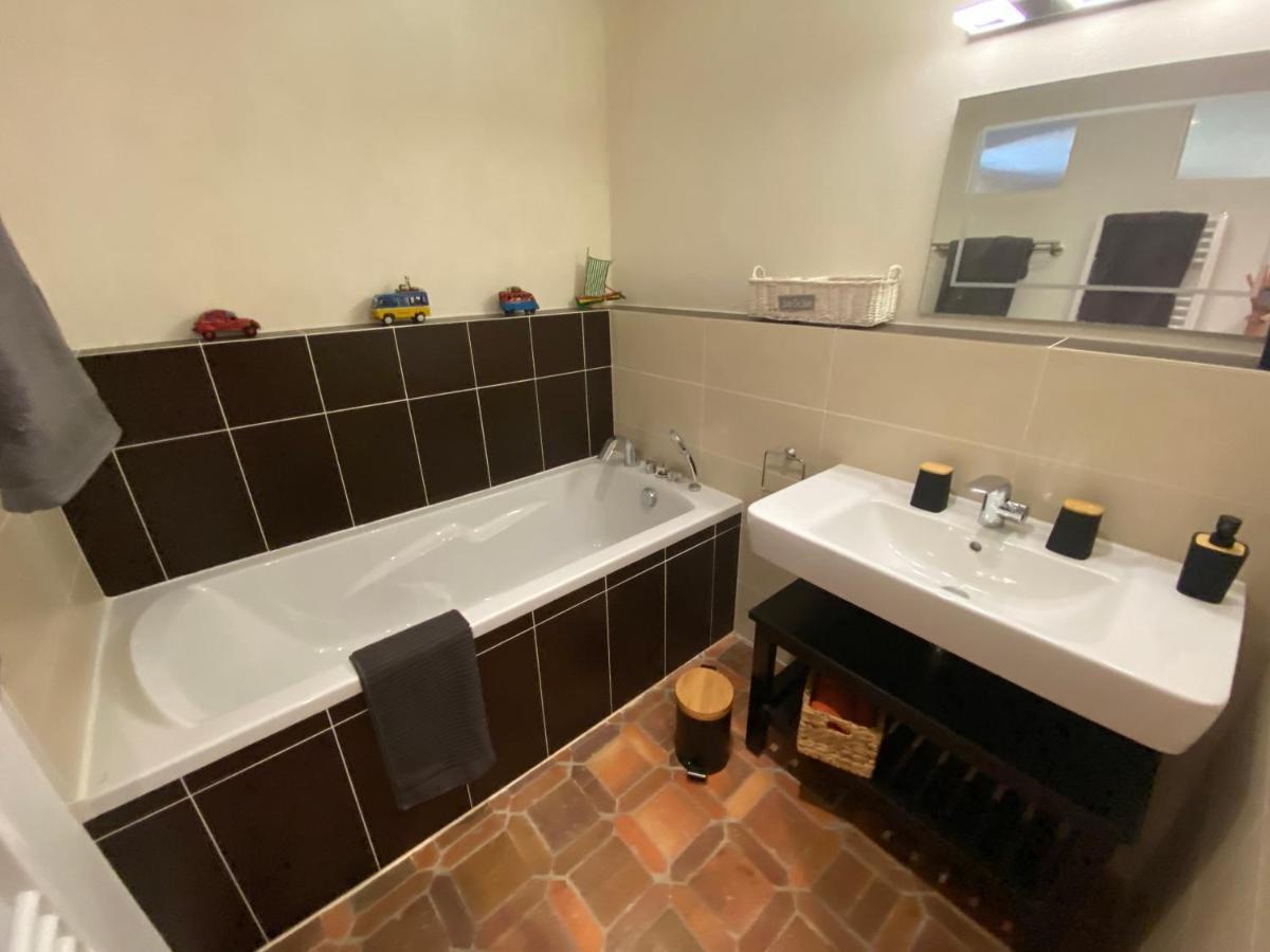 Les Loges De Yoff Bed & Breakfast Ambon Dış mekan fotoğraf